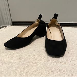 Everlane black suede day heel size 8